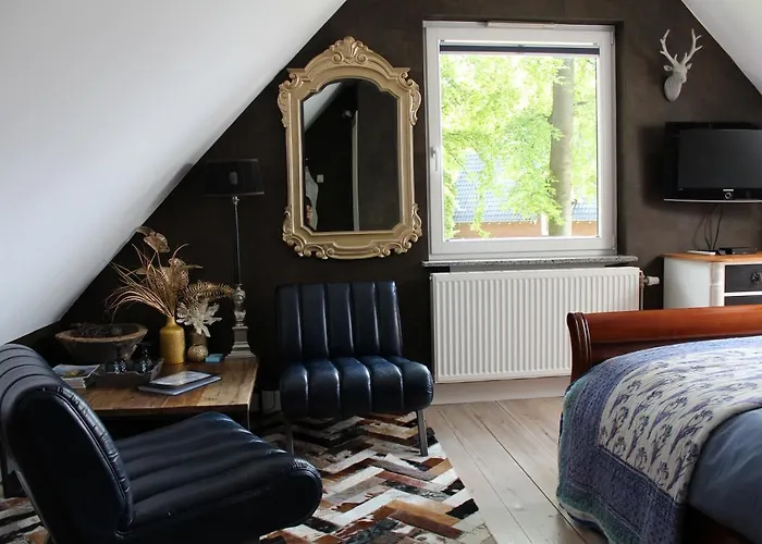 Woudzicht Bed & Breakfast 4*